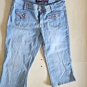 Light blue Capri junior